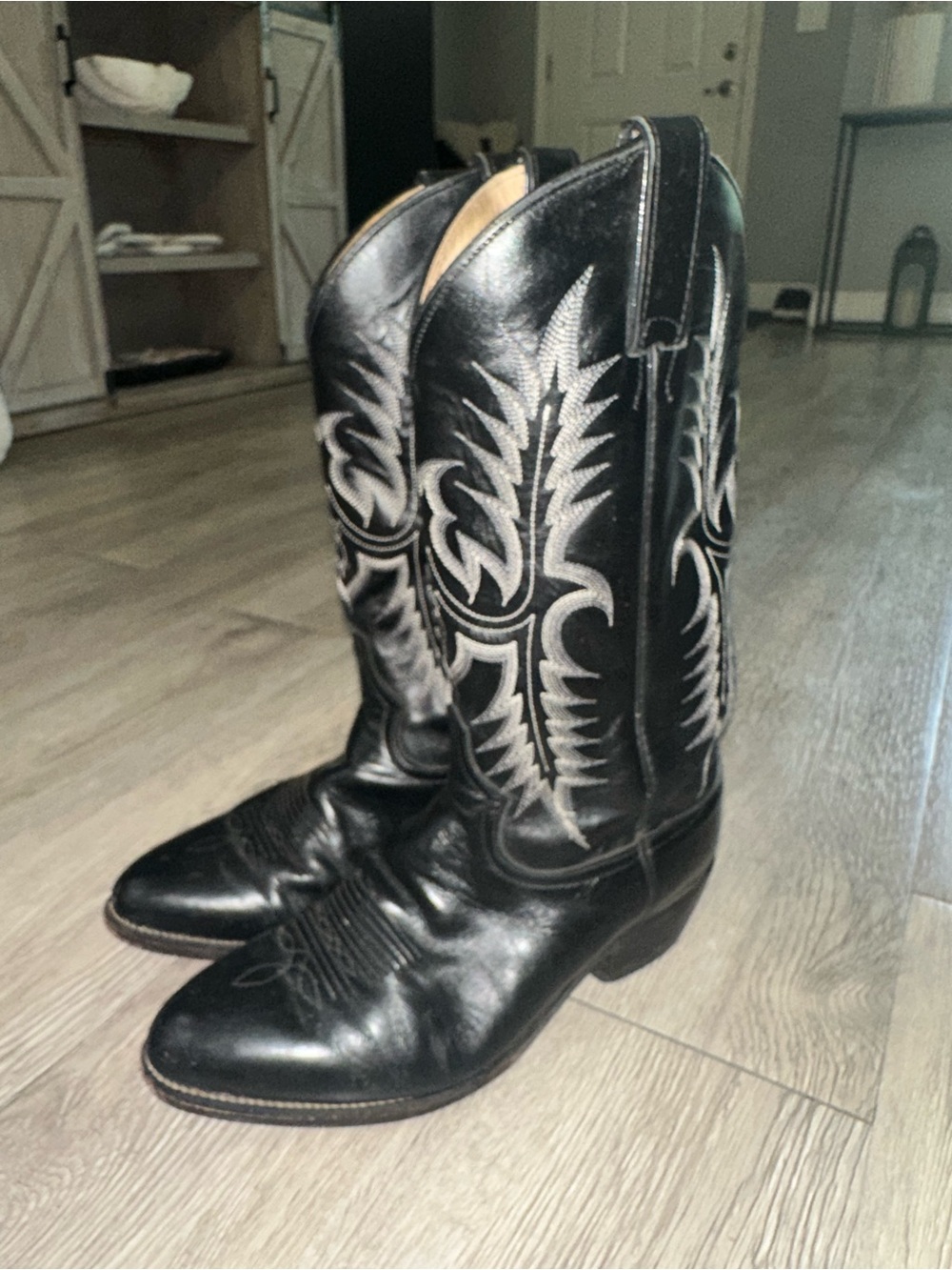 Tony Lama Vintage Black Cowboy Boots Classic Western Men's 8.5 EE